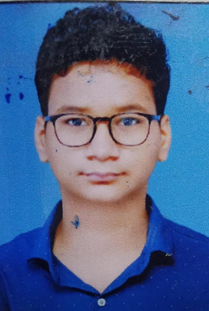 ફતેપુરા કોમલ પ્રાથમિક વિદ્યામંદીરના વિદ્યાર્થી કોલરશીપ પરીક્ષા માં જિલ્લામાં પ્રથમ નંબર મળ્યો ..