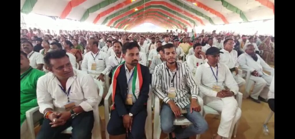 ગુજરાત વિધાનસભાની ચૂંટણીમાં કોંગ્રેસની સરકાર બનશે તો આદિવાસીઓના હક્કો મુજબ અધિકારો મળશે :- પૂર્વ અધ્યક્ષ રાહુલ ગાંધી..