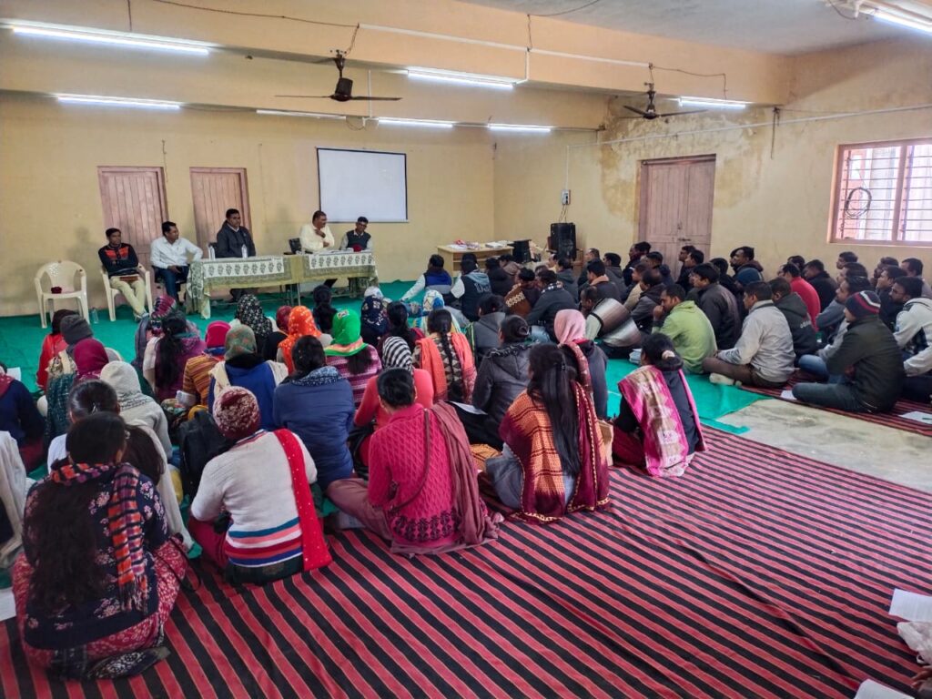 BRC ભવન ગરબાડા ખાતે દાહોદ જિલ્લા પ્રાથમિક શિક્ષણ અધિકારીની ઉપસ્થિતિમાં તાલીમ યોજાઈ