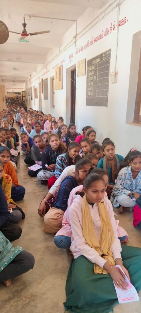 ધાનપુર તાલુકાના ધાનપુર સાર્વજનિક હાઈસ્કૂલ ખાતે રક્તપિત્ત અંગે જન જાગૃતિ કાર્યકમ યોજાયો* 
