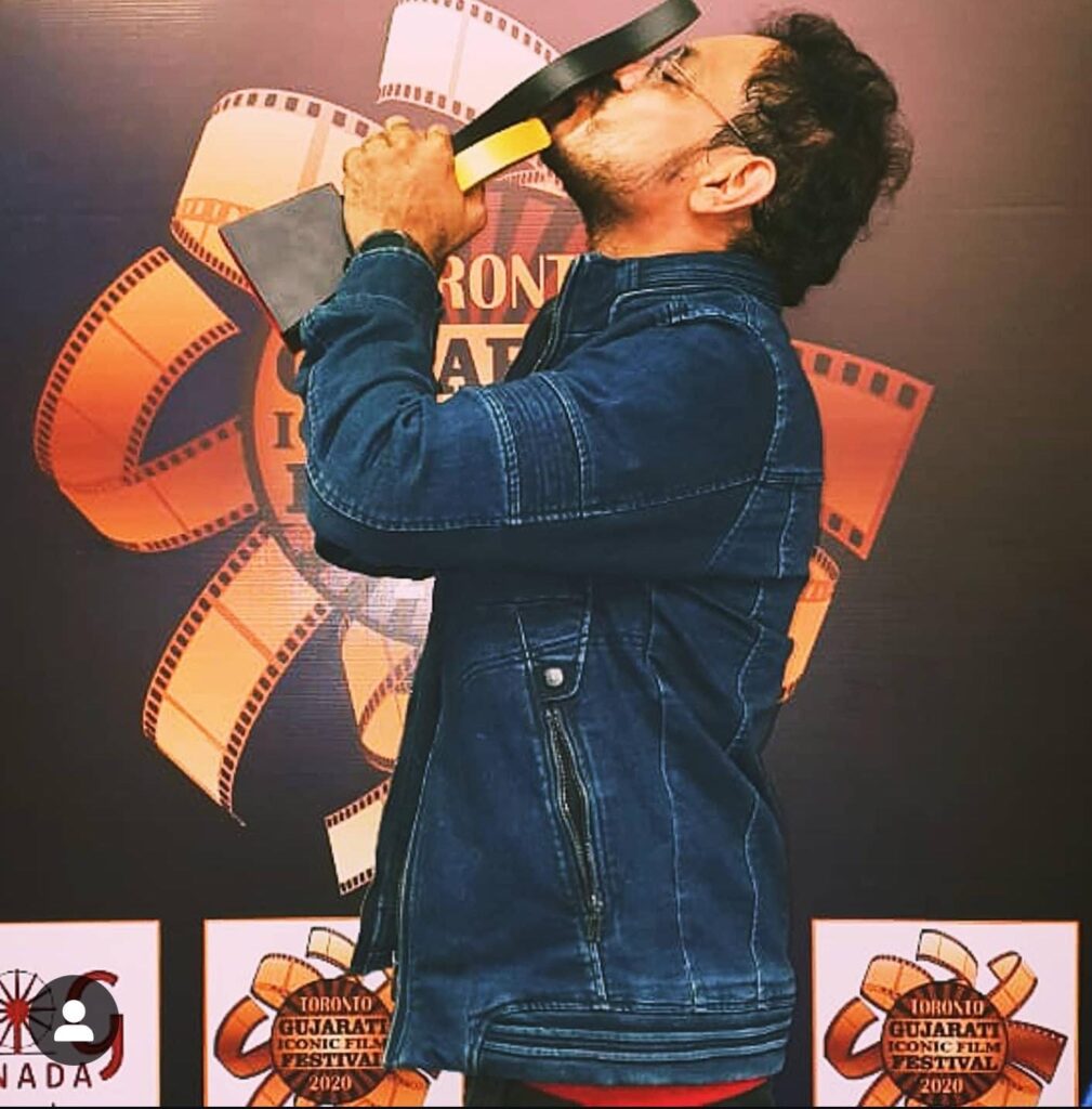 *મુંબઈ ખાતે યોજાયેલ મહારાજા ફિલ્મ ફેસ્ટીવલ ઈન્ટરનેશનલ અવોર્ડ્સમાં દાહોદના વિકાસ વર્મા નિર્મિત ગુજરાતી શોર્ટ ફિલ્મ " માવતર " ને ધ બેસ્ટ સ્ટોરીનો એવોર્ડ મળ્યો*