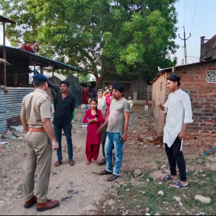 દાહોદમાં ડ્રોન દ્વારા પોલીસનું સર્ચ ઓપરેશન:બાંગ્લાદેશી-પાકિસ્તાનીઓની તપાસ વણકરવાસ, મારવાડી ચાલ, કસ્બા અને સ્લમ વિસ્તારોમાં ગેરકાયદેસર વસવાટ કરતા લોકોમાં ફફડાટ..