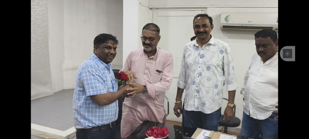 કર્મચારીઓના હક્ક ઉપર CO ની પહેલી સહીથી કર્મચારીઓ ગેલમાં.! દાહોદ નગરપાલિકામાં નવનિયુક્ત ચીફ ઓફિસરે વિધિવત રીતે ચાર્જ સંભાળ્યો.!!