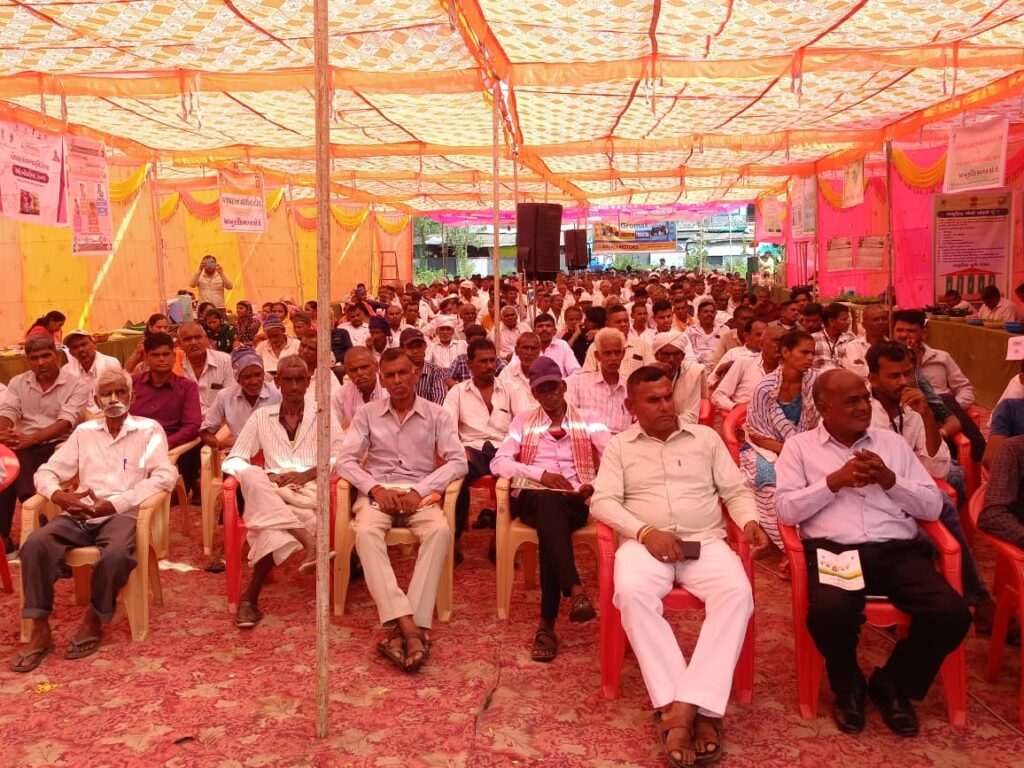 સુખસર તાલુકાના સુખસર કૃષિ શાળા ખાતે વિકાસ સપ્તાહ અંતર્ગત રવિ કૃષિ મહોત્સવ- 2025 યોજાયો* *ખેડૂતોને પ્રવર્તમાન સમયને અનુરૂપ કૃષિ પદ્ધતિઓ,ટેકનોલોજી અને નવતર અભિગમોથી પરિચિત કરાયા*