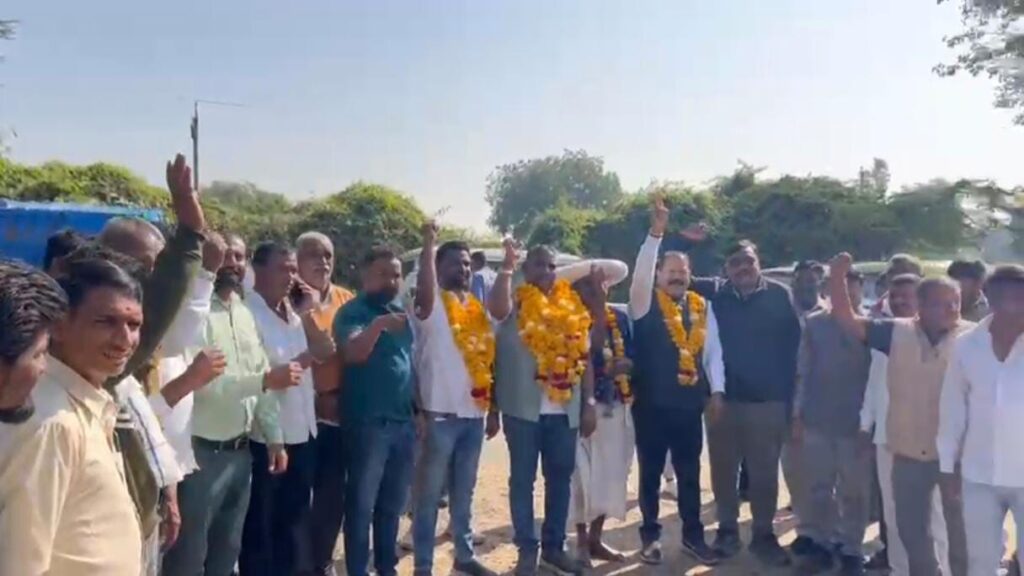 ગરબાડાની અભલોડ પંચાયત સીટમાં 11 પાકા રસ્તાઓનું ધારાસભ્ય - જિલ્લા પંચાયત પ્રમુખના હસ્તે ખાતમુહર્ત.!