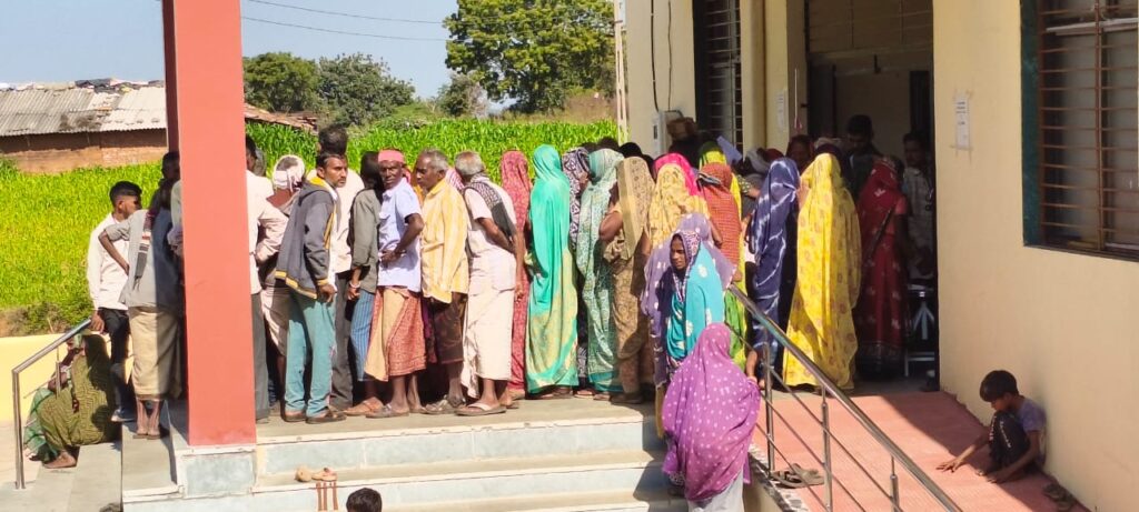 ઝાલોદ તાલુકાના પ્રાથમિક આરોગ્ય કેન્દ્ર મહુડી ખાતે 100 દિવસની સઘન ટીબી નિર્મૂલન ઝુંબેશ અંતર્ગત આરોગ્ય તપાસ કાર્યક્રમ યોજાયો ..