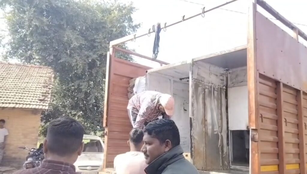 દાહોદ-MP સરહદે ખંગેલા ચેકપોસ્ટ પર કતવારા પોલીસની મોટી કાર્યવાહી, ₹75 લાખથી વધુનો વિદેશી દારૂ જપ્ત