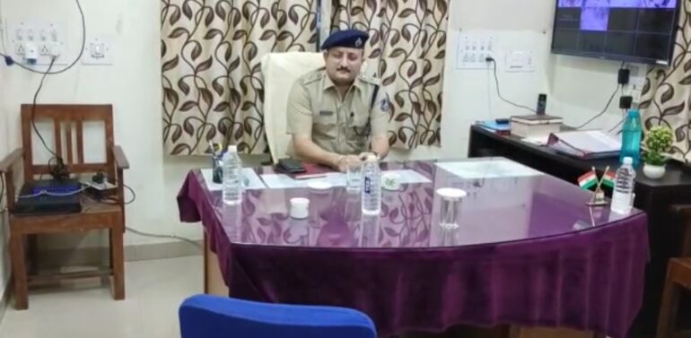  નવનિયુક્ત પોલીસ વડા ડો. રાજદીપસિંહ ઝાલા રણધીકપુર પોલીસ મથકની ઔપચારિક મુલાકાતે પહોંચ્યા..