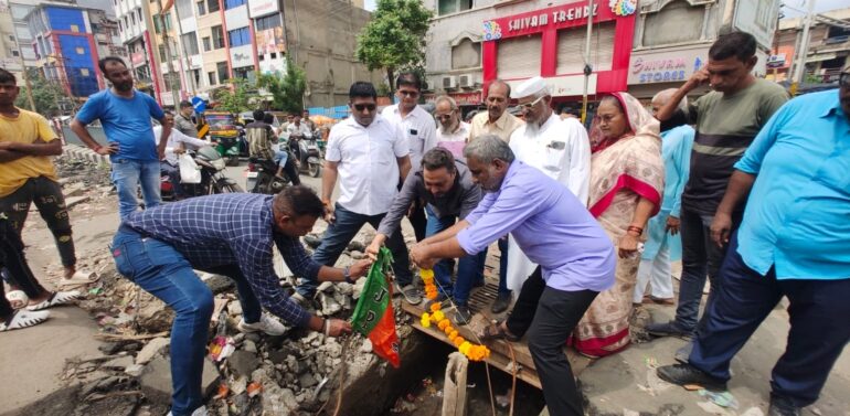  દાહોદમાં ખડારાજ, દાહોદ જીલ્લા કૉંગ્રેસ સમિતિએ વિરોધ નોંધાવ્યો..