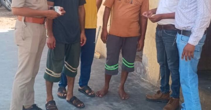  સિંગવડમાં પાકિસ્તાન અને બાંગ્લાદેશીઓની પોલીસ દ્વારા તપાસ હાથ ધરાઈ ..   