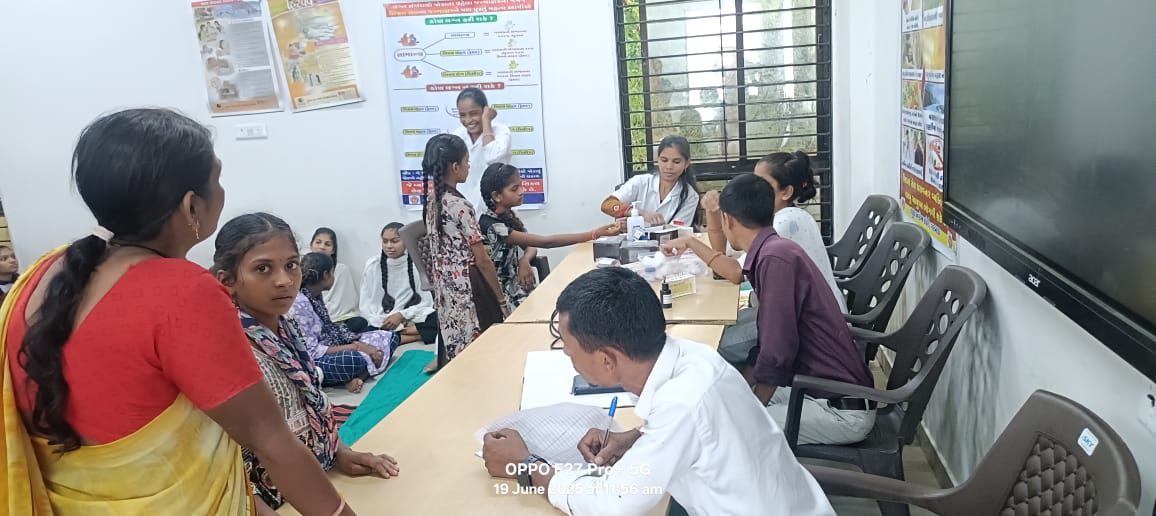 ગરબાડા તાલુકા કક્ષાનો વિશ્વ સિકલસેલ દિવસ જામ્બુવા પ્રાથમિક આરોગ્ય કેન્દ્રના એકલવ્ય ગર્લ્સ સ્કૂલ ગાંગરડા ખાતે ઉજવાયો*