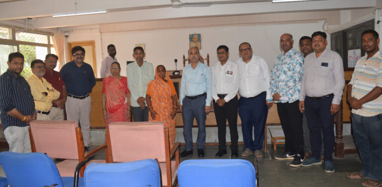  જિલ્લા કાનૂની સેવા સત્તા મંડળ, દાહોદ ખાતે તા. 13/09/2025 ના રોજ યોજાયેલ નેશનલ લોક અદાલત સંદર્ભે 7 સાત વર્ષ જૂના દીવાની દાવા ટાર્ગેટેડ કેસમાં થયેલ સફળ ગાથા..