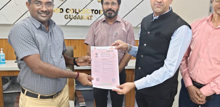  *બેંક ઑફ બરોડા, દાહોદ અને દાહોદ કલેક્ટરશ્રી વચ્ચે પગાર ખાતા માટે એમઓયુ પર હસ્તાક્ષર કરવામાં આવ્યા*