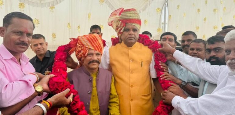  ઝાલોદ 130 વિધાનસભાના ધારાસભ્યશ્રી મહેશભાઈ ભૂરીયાના નવ વર્ષ સ્નેહ મિલન નિમિત્તે શુભેચ્છકોનો સૈલાબ ઉમટયો   ફતેપુરાના ધારાસભ્ય તેમજ રાજ્ય કક્ષાના મંત્રીશ્રી રમેશભાઈ કટારા વિશેષ ઉપસ્થિત રહ્યા 