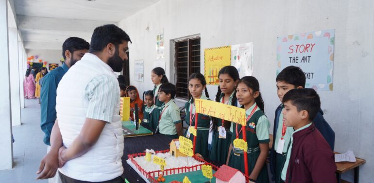 સંતરામપુરમાં અલ્મા ઇન્ટરનેશનલ સ્કૂલ, વિદ્યાર્થી પ્રેરિત પરિષદ (SLC)–૨૦૨૫નું ભવ્ય આયોજન યોજાયું